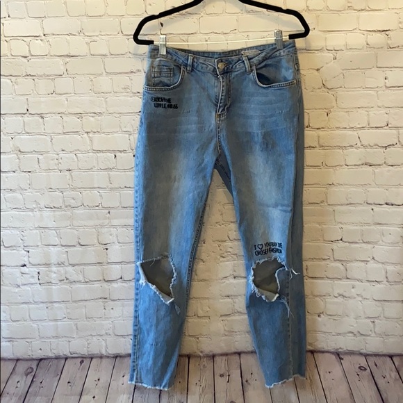 DeFacto Denimwear Denim - DeFacto Denimwear ripped jeans patches rough hem